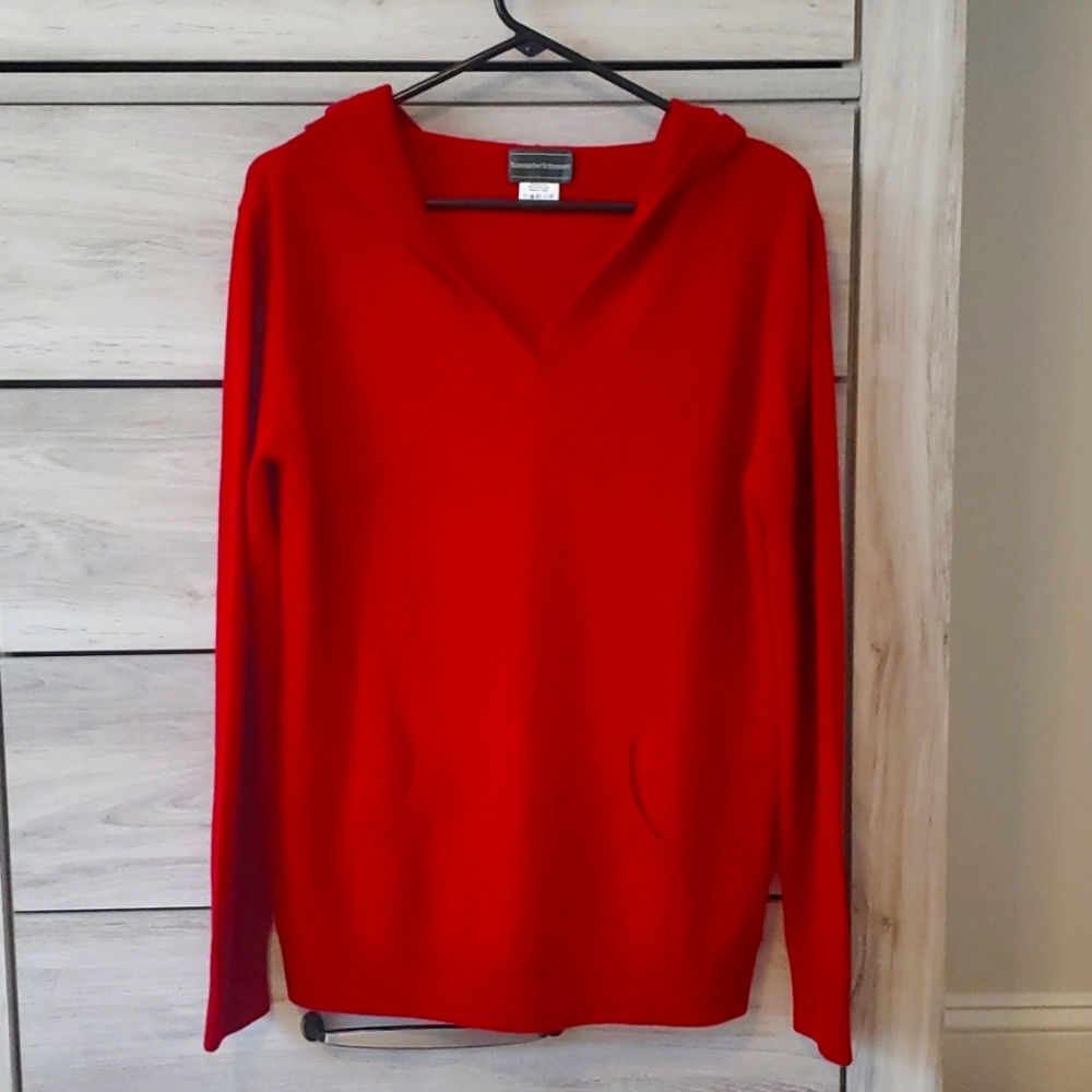 100% Cashmere sweater pullover